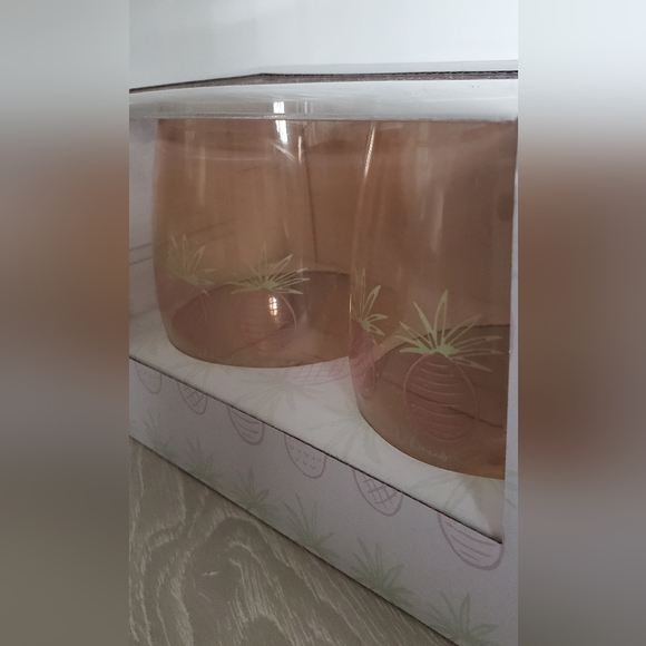 Island House Co. 2 Pack Tumbler Set | Pineapples - Picture 1 of 4